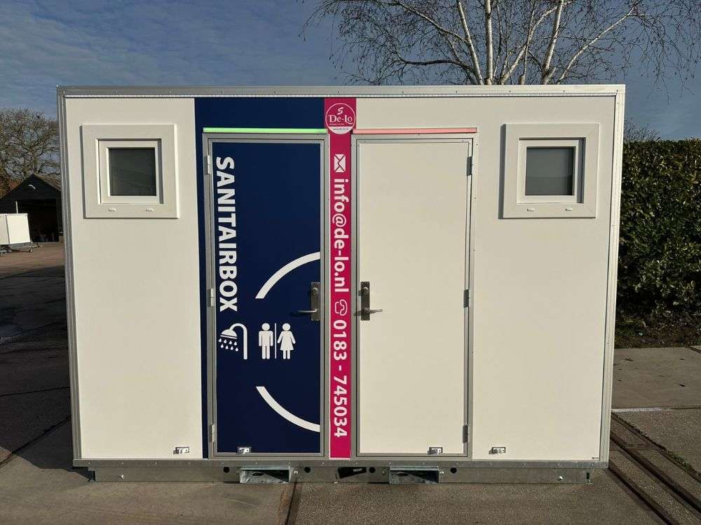 Sanitairbox — exterieur op locatie